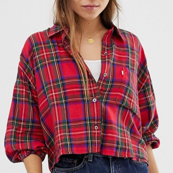 Levi's Tops - Levi's Cropped Selah Shirt